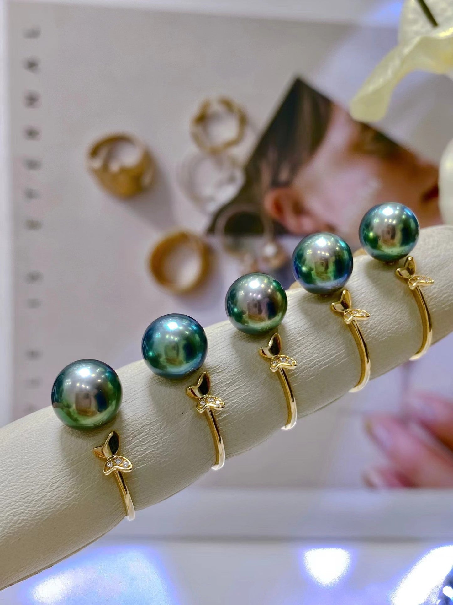 8-9mm Tahitian Pearl Butterfly Ring, Solid 18k Gold Setting