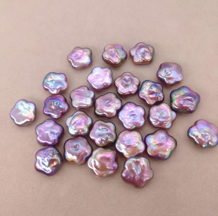 【Live-Gary】Flower-shaped Baroque Pearl clam (3-6pcs Flower baroque pearls+one edison)