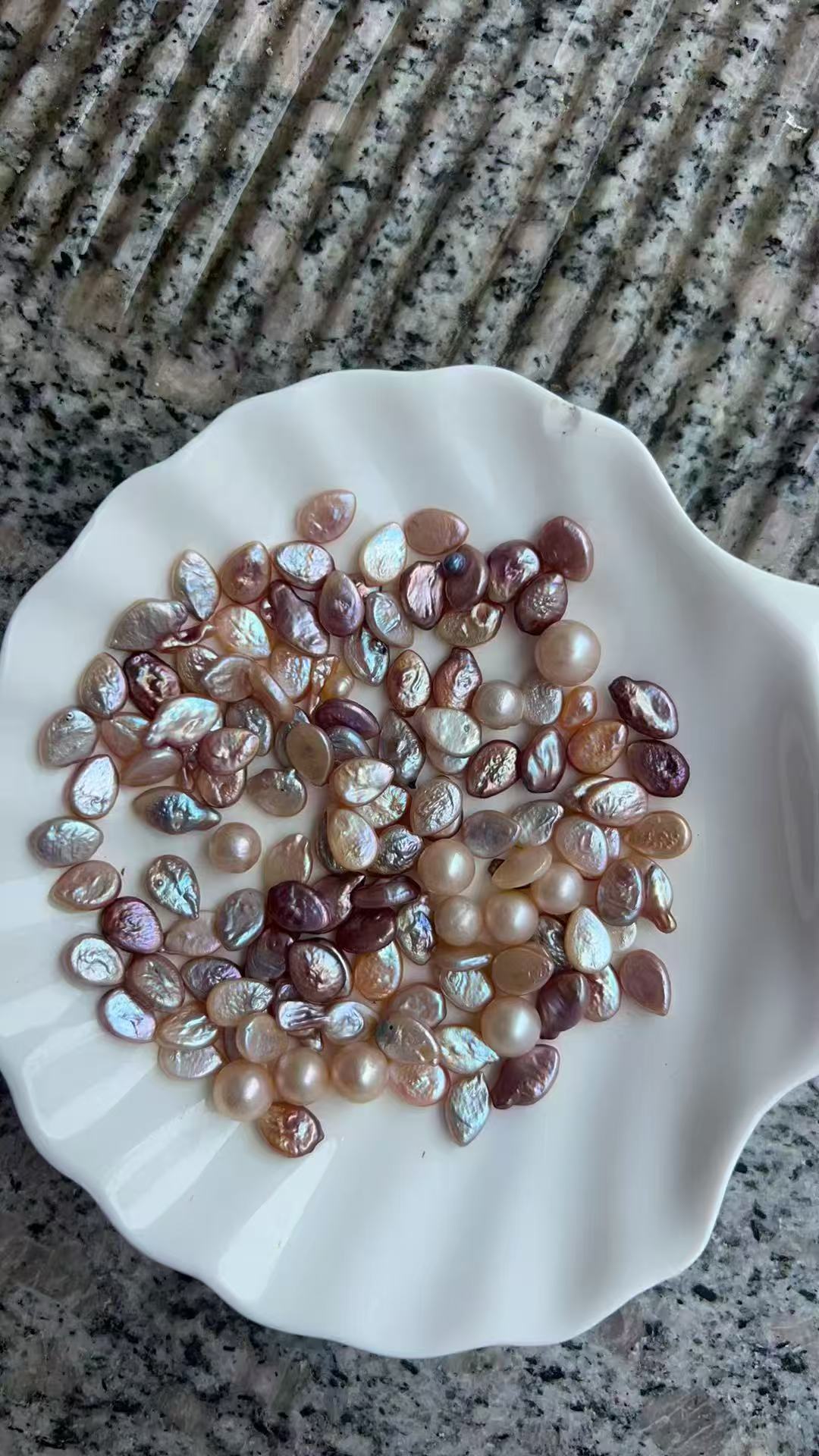 【Live-Gary】Tear drop shape Pearls(3-6 baroque pearls+1 edison pearl)