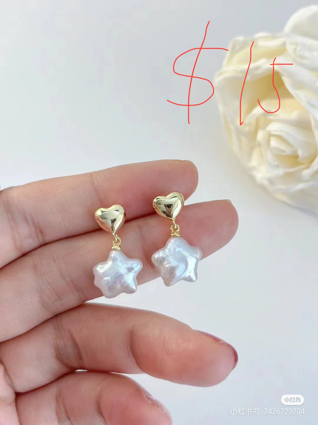Customized service for Sylvia, 1 S925 triangle pearl earring